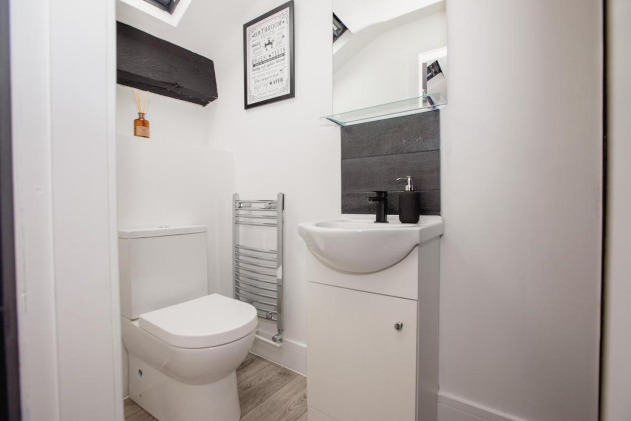 Stylish Stay Near The Stadium Walk To The Action Ливерпуль Экстерьер фото